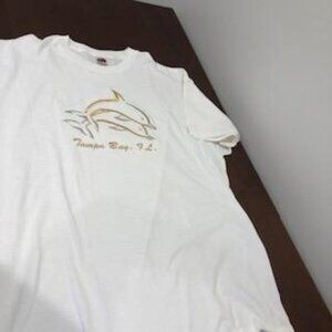 Tampa Bay FL Dolphins Embroidered Cotton Unisex T-Shirt XL.